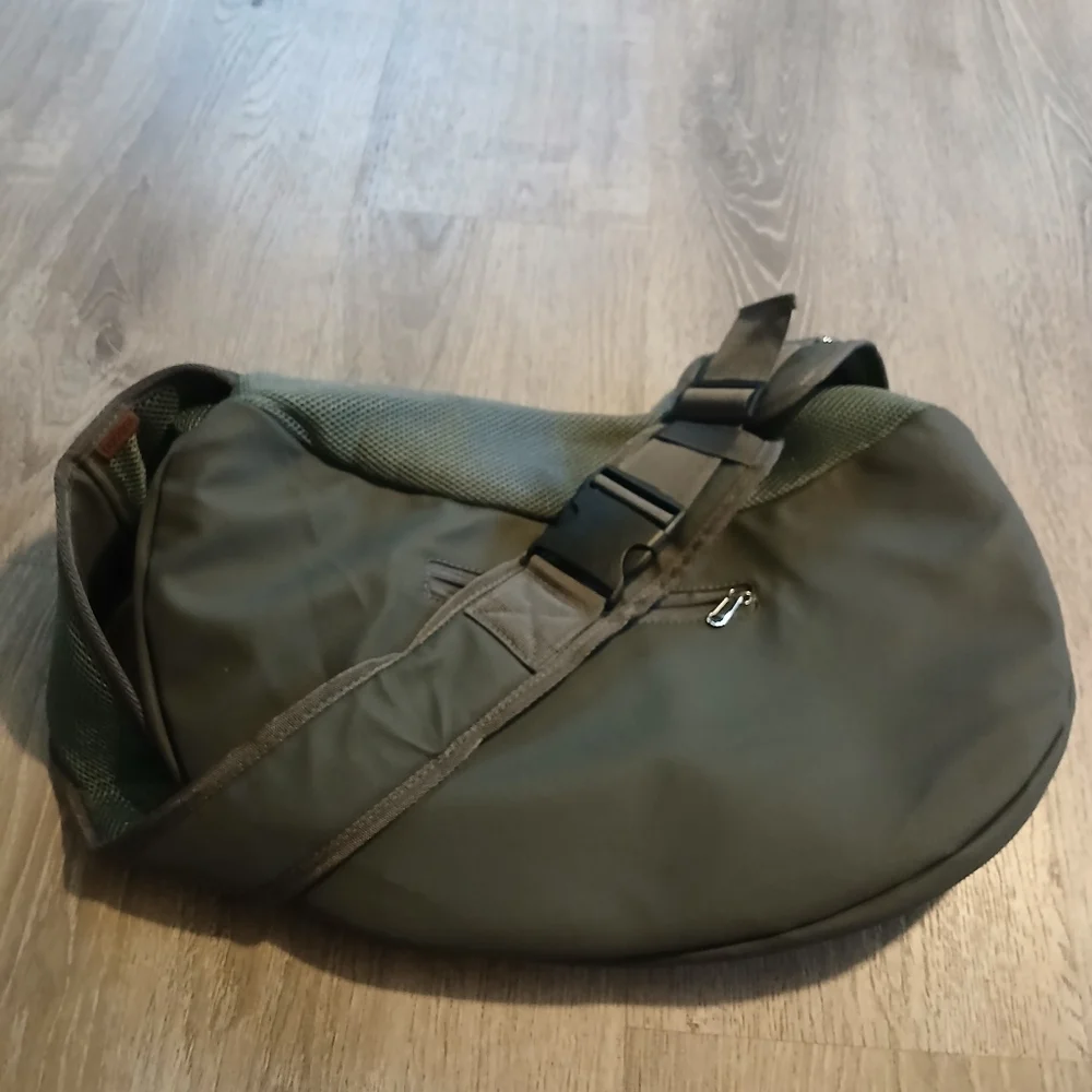 Gray Men's Pet Bag
